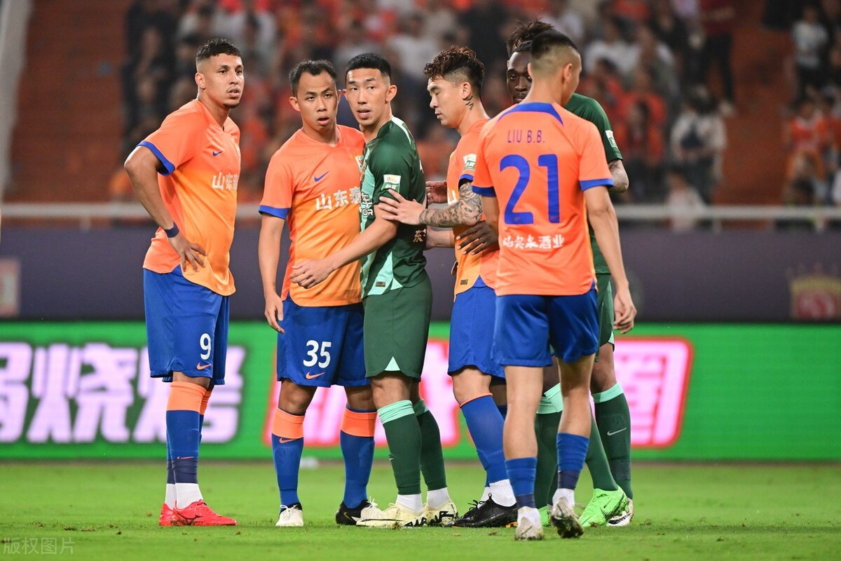 山东队完胜浙江队,戈贝尔点燃赛场 山东队完胜浙江队,戈贝尔点燃赛场